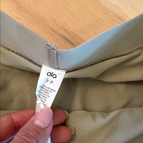 Alo Yoga tank top & pleated tennis skirt set-Sage Green-S-Athleisure Athletic - Picture 11 of 12